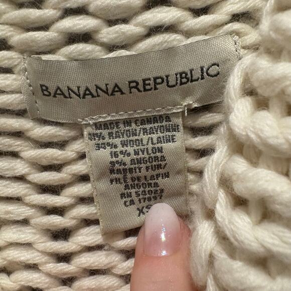 Banana Republic Cream Chunky Knit Turtleneck Sweater Women’s Size XS - Picture 2 of 5